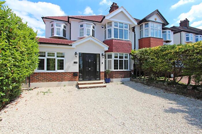 5 Bedroom Semi Detached House To Rent In Banstead, SM7
