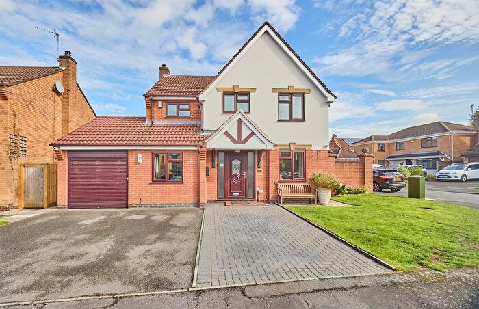 4 Bedroom Detached House For Sale In Crown Hill Road, Burbage, Hinckley, LE10