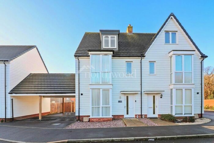 4 Bedroom Semi-Detached House To Rent In Sir John Killick Road, Repton Park, Ashford, TN23