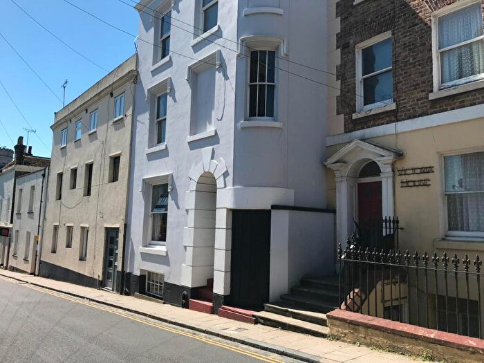2 Bedroom House To Rent In Effingham Street, Ramsgate, CT11