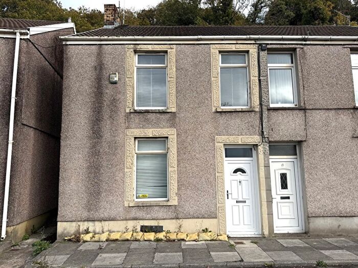 3 Bedroom Semi-Detached House For Sale In Tor-Y-Mynydd, Baglan, Port Talbot, Neath Port Talbot., SA12