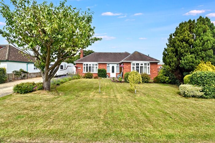 2 Bedroom Bungalow For Sale In Low Road, Friskney, PE22