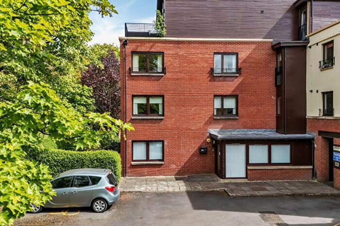 2 Bedroom Flat For Sale In Victoria Park Drive South, Glasgow, G14