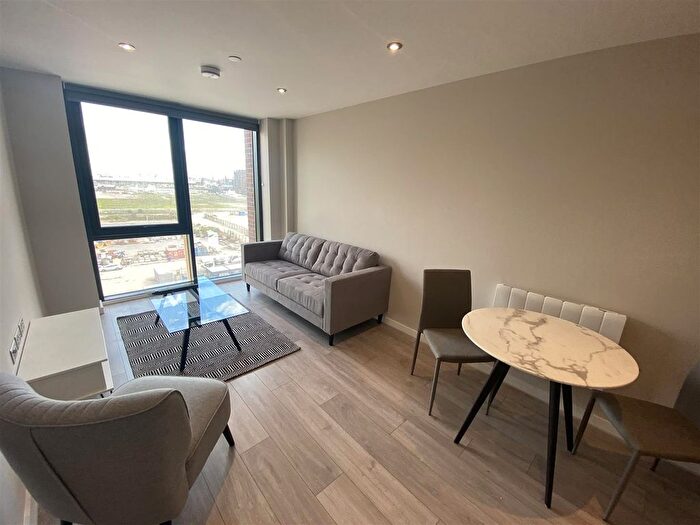1 Bedroom Property To Rent In Jesse Hartley Way, Liverpool, L3