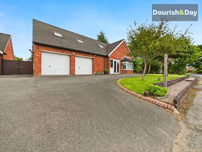 4 Bedroom Detached House For Sale In Moreton Street, Prees, SY13