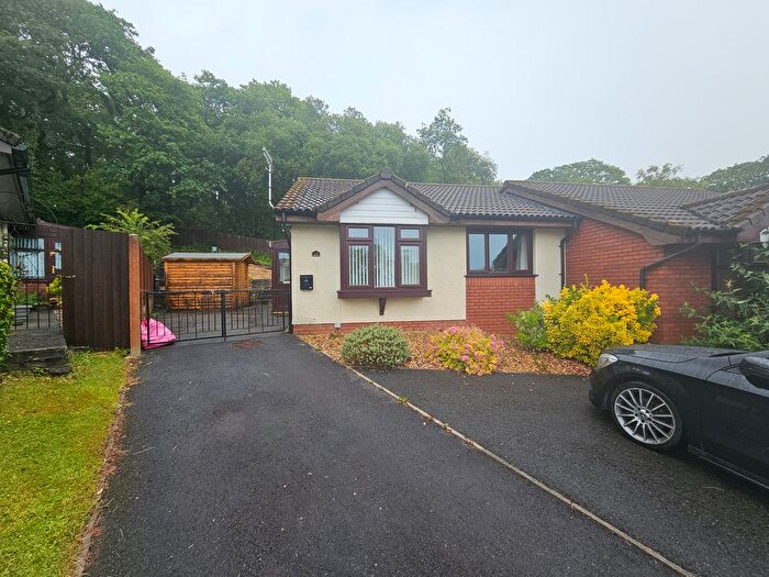 2 Bedroom Bungalow To Rent In Edison Crescent, Swansea, SA6