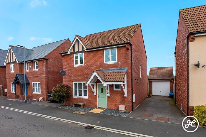 4 Bedroom Detached House For Sale In Maranta Court, Bridgwater, TA5
