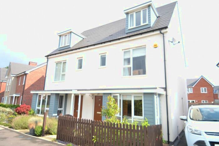 4 Bedroom Semi-Detached House To Rent In Hemlock Road, Ravenstone LE67