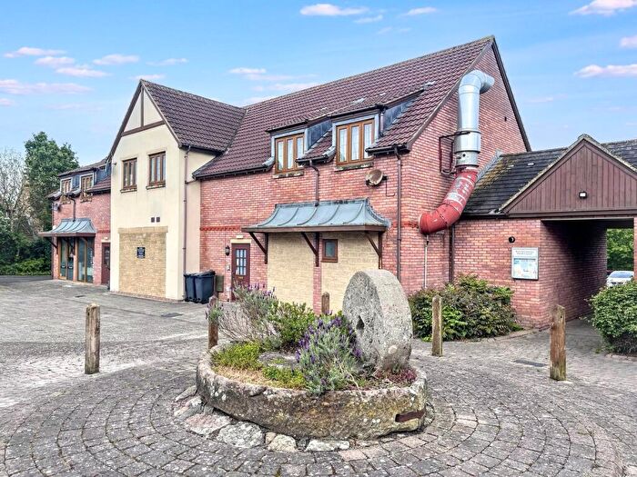 1 Bedroom Flat To Rent In Lilac Way, Wick St. Lawrence, Weston-super-mare, North Somerset., BS22