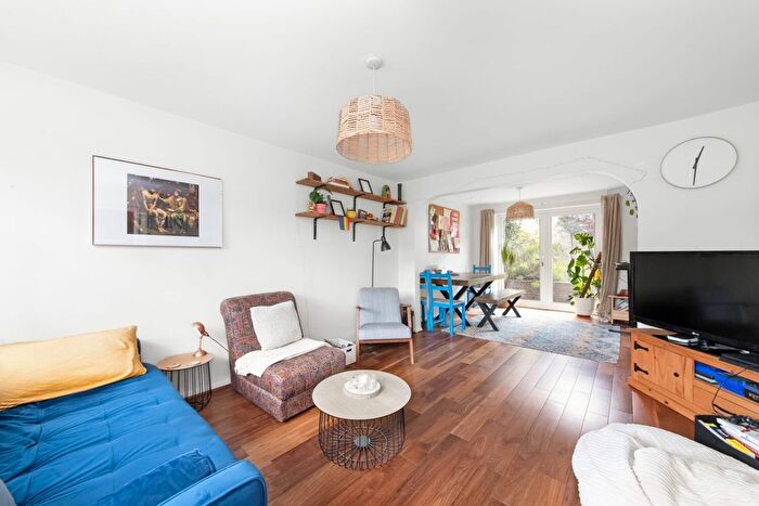 3 Bedroom Property For Sale In Hancock Road, Crystal Palace, London, SE19