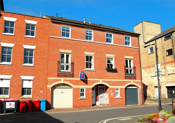 3 Bedroom Town House For Sale In High Baxter Street, Bury St Edmunds, Suffolk, IP33