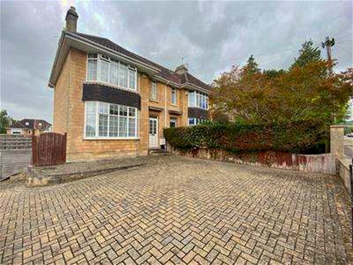 4 Bedroom Property To Rent In Combe Park, BA1