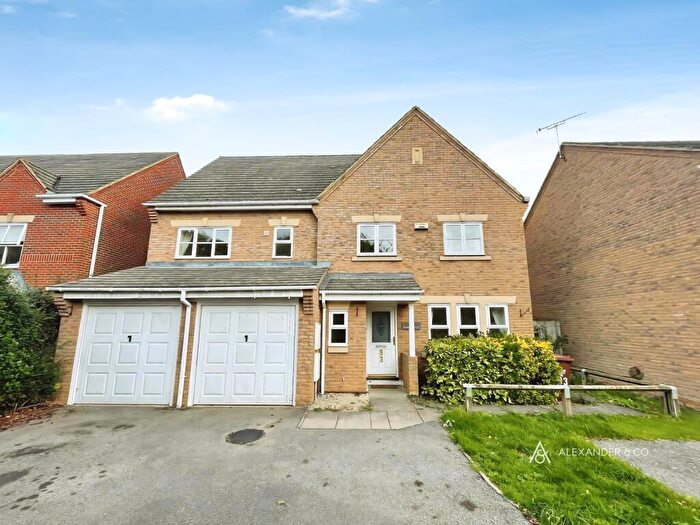 6 Bedroom Detached House To Rent In Lucerne Avenue, Bicester, OX26