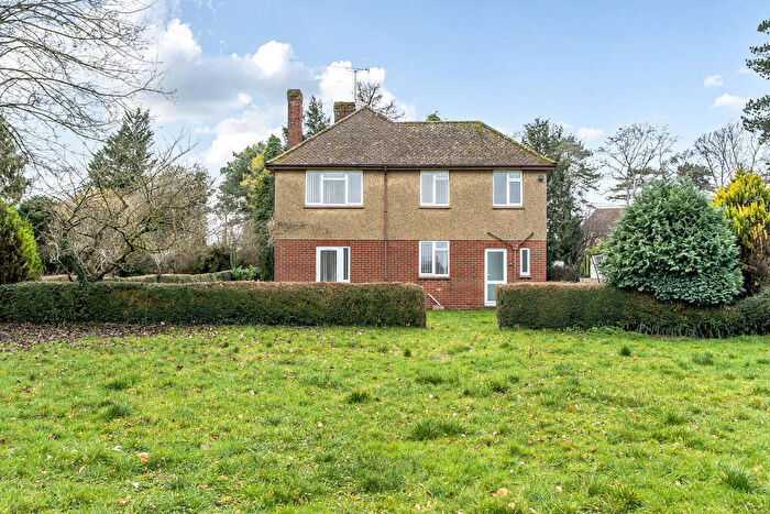 3 Bedroom Detached House To Rent In Netheravon Road, Durrington, SP4