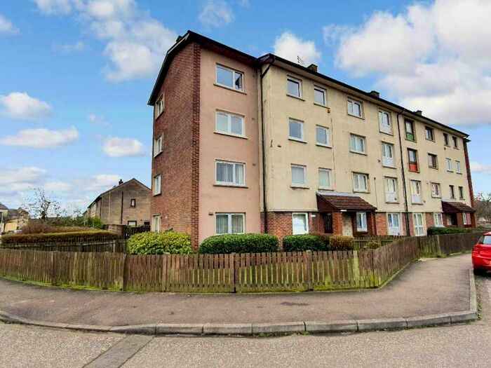 2 Bedroom Flat To Rent In Church Street, Glenrothes, Fife, KY7