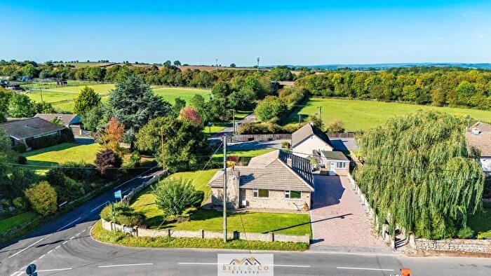3 Bedroom Detached Bungalow For Sale In Walseker Lane, Woodall, S26