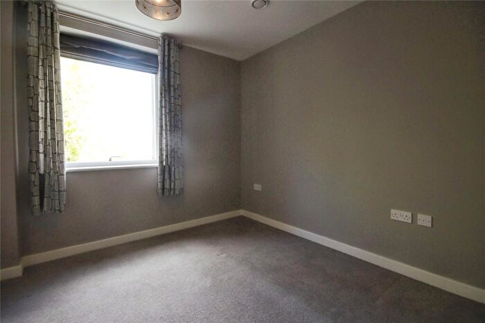 2 Bedroom Apartment To Rent In Old Bracknell Lane West, Bracknell, Berkshire, RG12