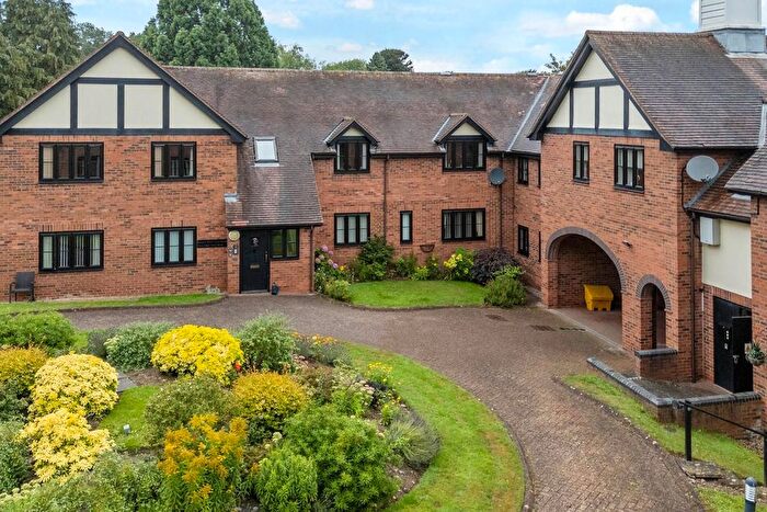 2 Bedroom Flat For Sale In Allesley Hall Drive, Allesley, CV5