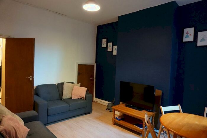 House To Rent In Dawlish Road, Selly Oak, Birmingham, West Midlands, B29