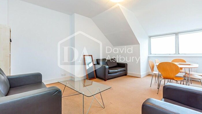 1 Bedroom Apartment To Rent In Church Crescent, Muswell Hill, London, N10