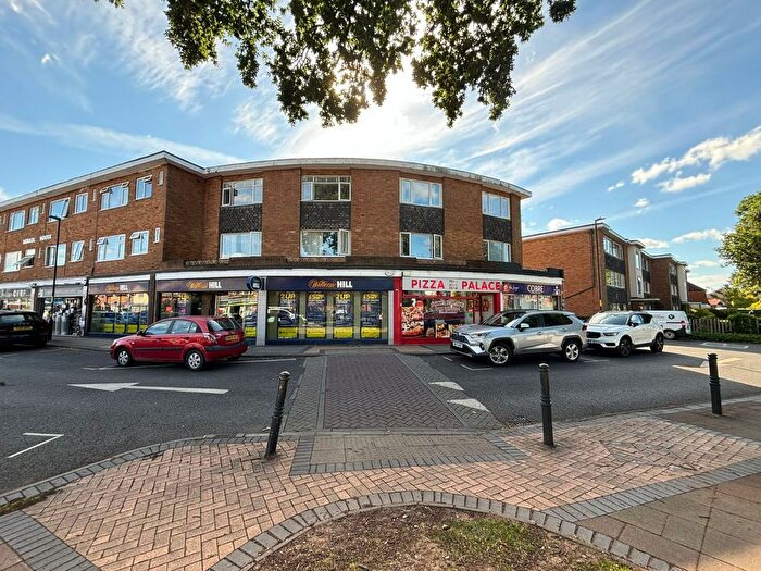 1 Bedroom Flat To Rent In Walmley Road, Sutton Coldfield, West Midlands, B76