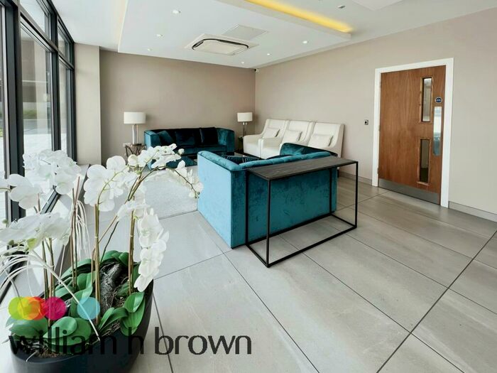 1 Bedroom Apartment To Rent In Victoria Avenue, Southend-On-Sea, SS2