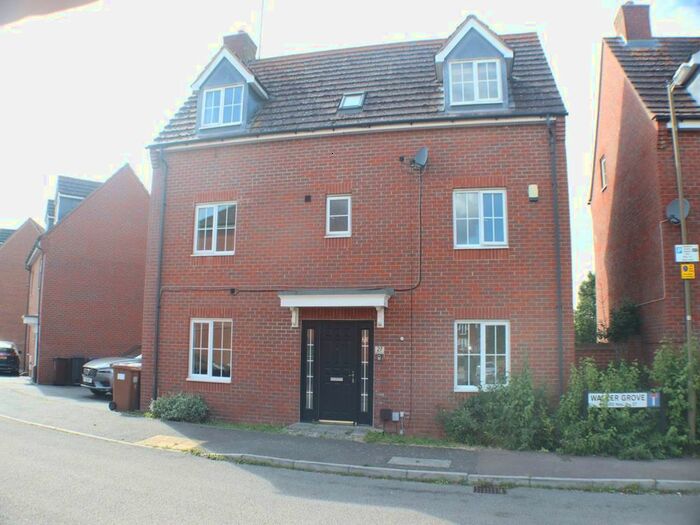 6 Bedroom Property To Rent In Walker Grove, Hatfield, Hertfordshire, AL10