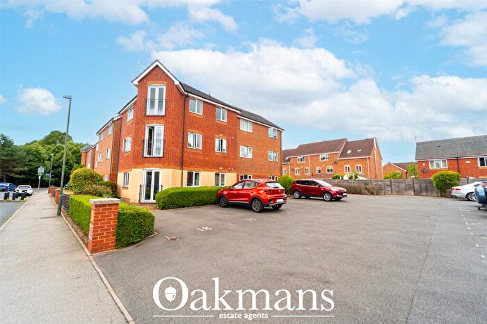 2 Bedroom Apartment For Sale In Garrington Road, Bromsgrove, Worcestershire, B60