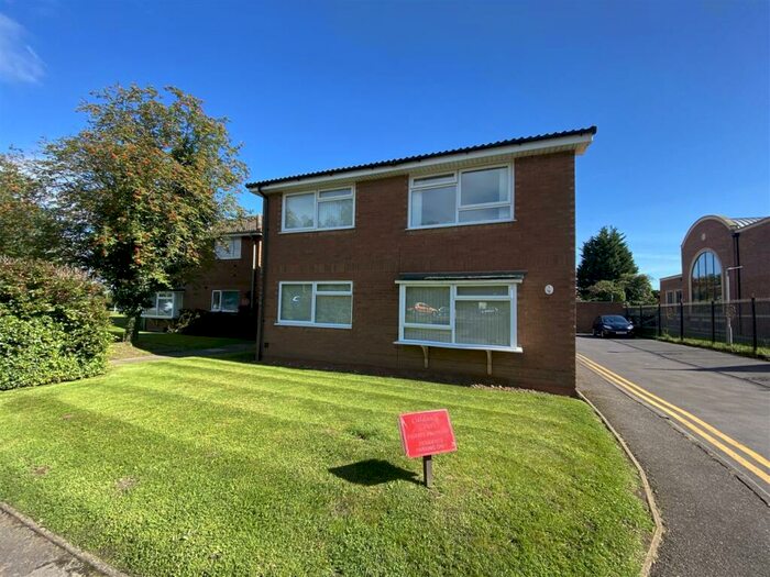 1 Bedroom Maisonette To Rent In Caldwell Court, Caldwell Grove, Solihull, B91