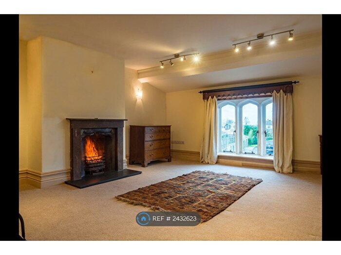 2 Bedroom Flat To Rent In Preston Road, Longridge, PR3