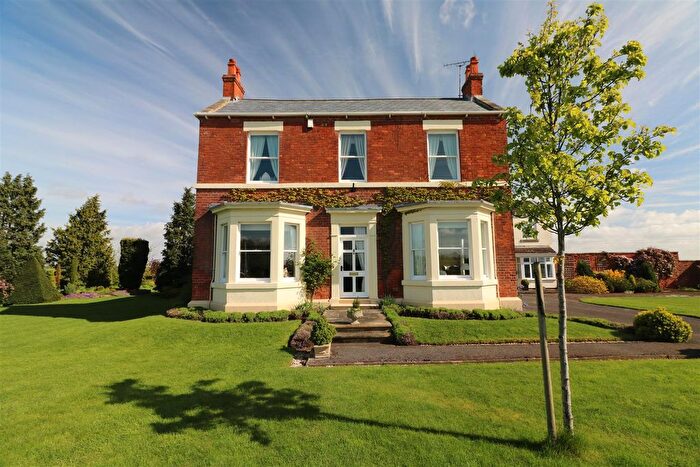 5 Bedroom Detached House For Sale In Blyth Road, Oldcotes, Worksop, S81