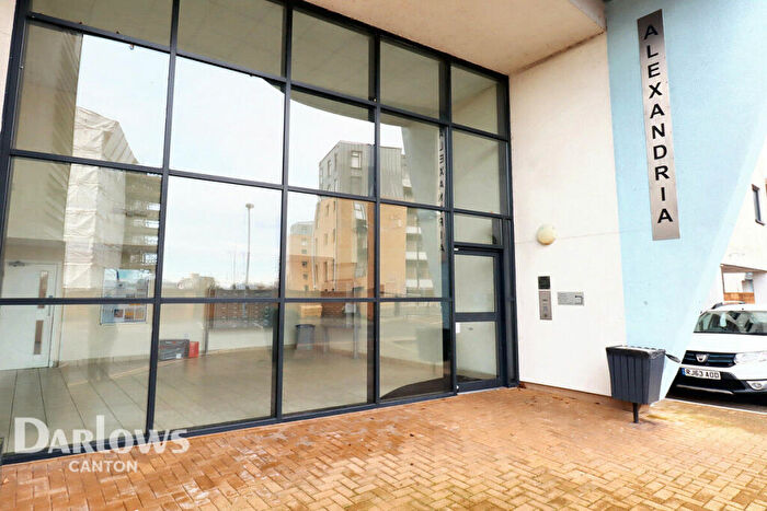 1 Bedroom Apartment For Sale In Watkiss Way, Cardiff, CF11