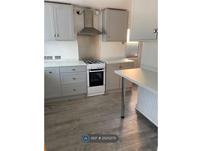 3 Bedroom Semi-Detached House To Rent In Brookway Lane, St Helens, WA9
