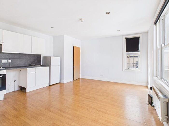 1 Bedroom Flat To Rent In Buckingham Road, Brighton, BN1