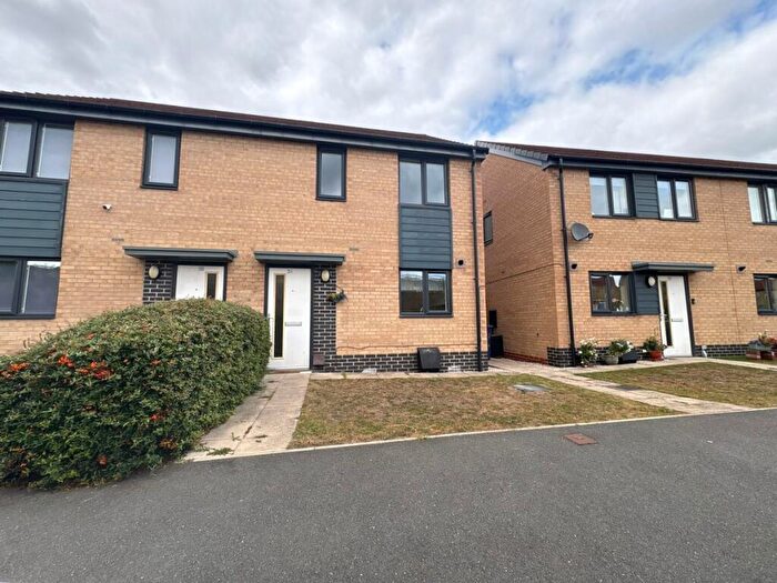 3 Bedroom Semi-Detached House To Rent In Granby Road, Edlington, DN12