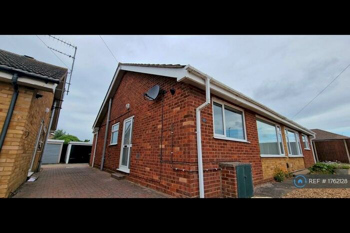 2 Bedroom Bungalow To Rent In Isebrook Court, Burton Latimer, Kettering, NN15