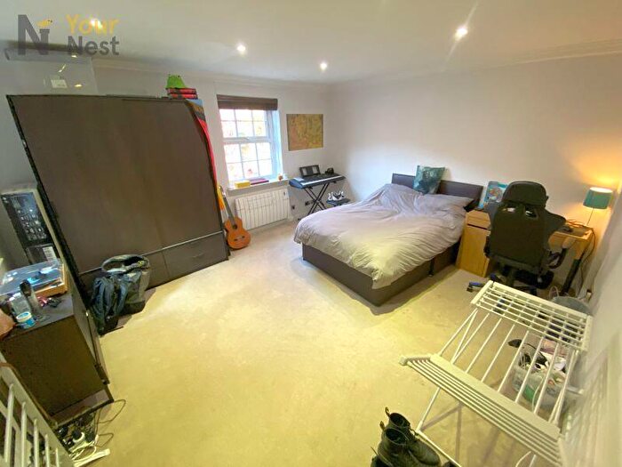 3 Bedroom House To Rent In Cottage Road, Headingley, Leeds, LS6