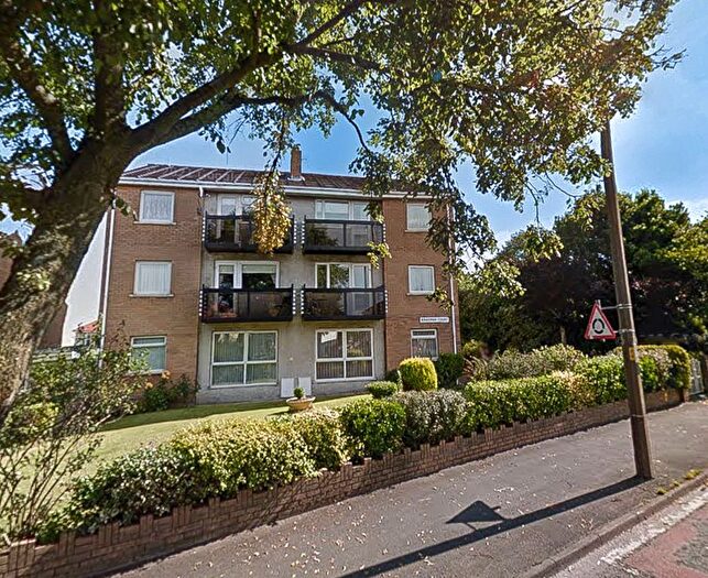 2 Bedroom Flat For Sale In Braemar Court, Morecambe, LA4