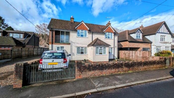 3 Bedroom Detached House For Sale In Thursley Road, Elstead, GU8