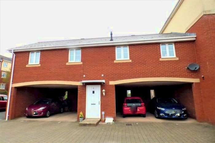 2 Bedroom Flat To Rent In Russell Walk, Exeter, EX2