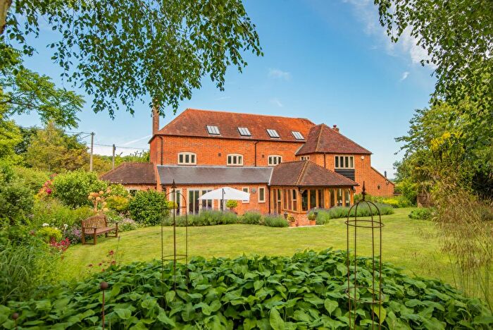 5 Bedroom Detached House For Sale In Park Corner, Odiham, Hampshire, RG29