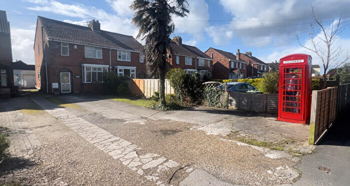 4 Bedroom Semi-Detached House To Rent In Locking Road, Weston-super-Mare, BS22