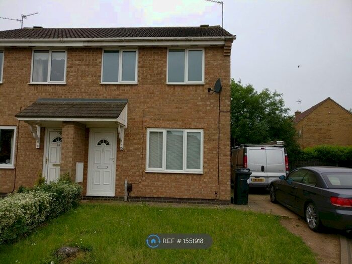 3 Bedroom Semi-Detached House To Rent In Viking Close, Kettering, NN16