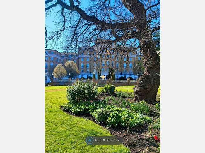 3 Bedroom Flat To Rent In Chapman Square, London, SW19