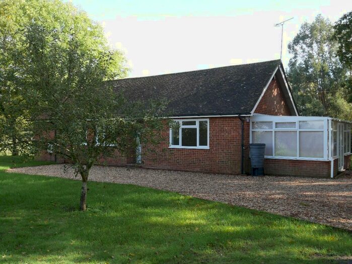 3 Bedroom Detached Bungalow To Rent In Borough Court Road, Hook, Hampshire, RG27