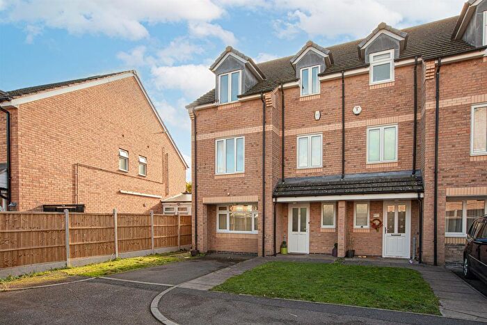 5 Bedroom Semi Detached House For Sale In Evington Valley Gardens, Leicester, LE5