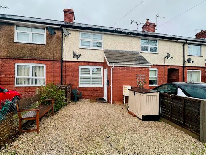 2 Bedroom Terraced House To Rent In Walnut Tree Avenue, Hereford, HR2