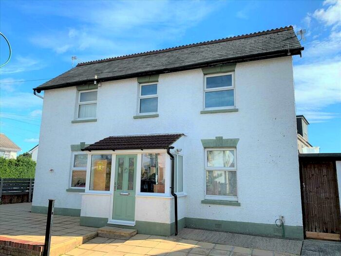 4 Bedroom Detached House To Rent In Ridley Road, Winton, Bournemouth, BH9