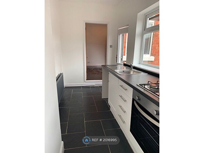 2 Bedroom Semi-Detached House To Rent In Warren Street, Derby, DE24