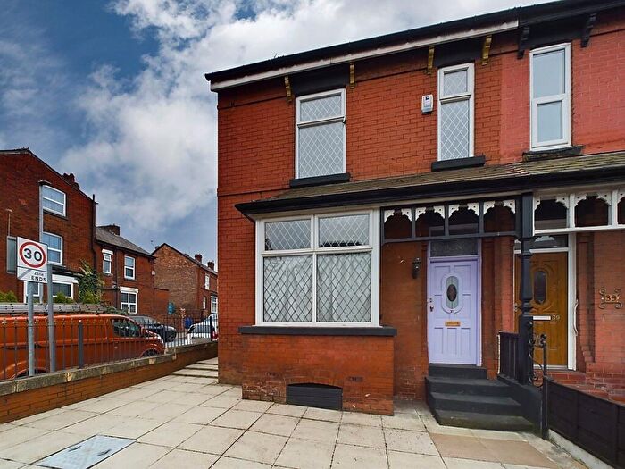 5 Bedroom Semi-Detached House For Sale In Albert Road, Levenshulme, Manchester, M19